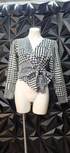 Load image into Gallery viewer, Ann Taylor houndstooth wrap top           sz small
