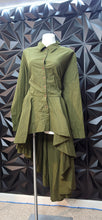 Load image into Gallery viewer, Fashion to Figure high low top               sz 3=3x
