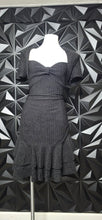 Load image into Gallery viewer, Black ruffled bottom bodycon dress           sz lrg
