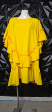 Load image into Gallery viewer, Yellow lightweight ruffled dress             sz 4xl (18 fit)
