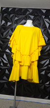 Load image into Gallery viewer, Yellow lightweight ruffled dress             sz 4xl (18 fit)
