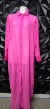 Load image into Gallery viewer, Sheer pink duster                sz untagged, best fitting sz large
