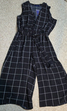 Load image into Gallery viewer, NWT APT black and white jumpsuit   sz: xxl (fit 14/16)
