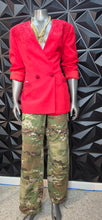 Load image into Gallery viewer, Camo pants/red bead blazer 2 piece set        sz 10/12
