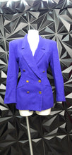 Load image into Gallery viewer, Lynn Greene purple blazer              sz 12, Best fitting sz 8/10
