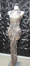 Load image into Gallery viewer, Akira ruched hip bodycon dress            sz large (12-14/16)
