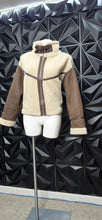 Load image into Gallery viewer, Robin Sherpa jacket               sz 40=large (up to 14)

