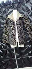 Load image into Gallery viewer, NWT Lavennder designed open front blazer        sz large,best fit sz medium
