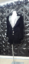 Load image into Gallery viewer, Shein sxy black velour blazer             sz 3xl

