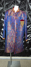 Load image into Gallery viewer, Long royalty blazer                       sz untagged, best fitting sz 1x
