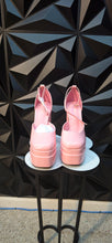 Load image into Gallery viewer, Brand new Azalea Wang pink platform heels
