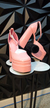 Load image into Gallery viewer, Brand new Azalea Wang pink platform heels
