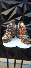 Load image into Gallery viewer, Brand new Azalea Wang tiger print wedge heels
