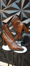 Load image into Gallery viewer, New Brown square print patent leather heels          sz 38=us 7
