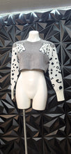 Load image into Gallery viewer, Crop animal print sweater              sz large
