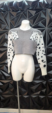 Load image into Gallery viewer, Crop animal print sweater              sz large
