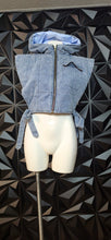 Load image into Gallery viewer, Denim quilted poncho vest               sz large
