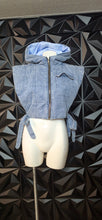 Load image into Gallery viewer, Denim quilted poncho vest               sz large
