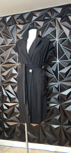 Load image into Gallery viewer, Zara long black vest                sz med-xlrg
