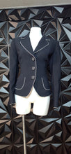 Load image into Gallery viewer, Tahari black blazer                sz 10
