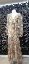 Load image into Gallery viewer, Express sheer wrap dress                  sz sm/med
