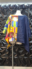 Load image into Gallery viewer, Colorful poncho top               ones size
