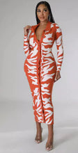 Load image into Gallery viewer, Plus Size Women&#39;s Printed Sexy Fashion Dress

