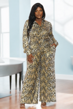 Load image into Gallery viewer, Tough Skin Plus Size Leopard Gold Foil Pants Set

