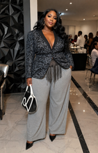 Load image into Gallery viewer, Lane Bryant lace blazer            sz 22
