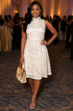 Load image into Gallery viewer, Vince Camuto drape dress             sz 6
