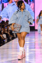 Load image into Gallery viewer, NWOT YAS oversize denim dress/top                  sz s-xlrg
