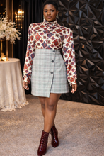 Load image into Gallery viewer, Loft skirt/paisley top 2 piece set sz 12
